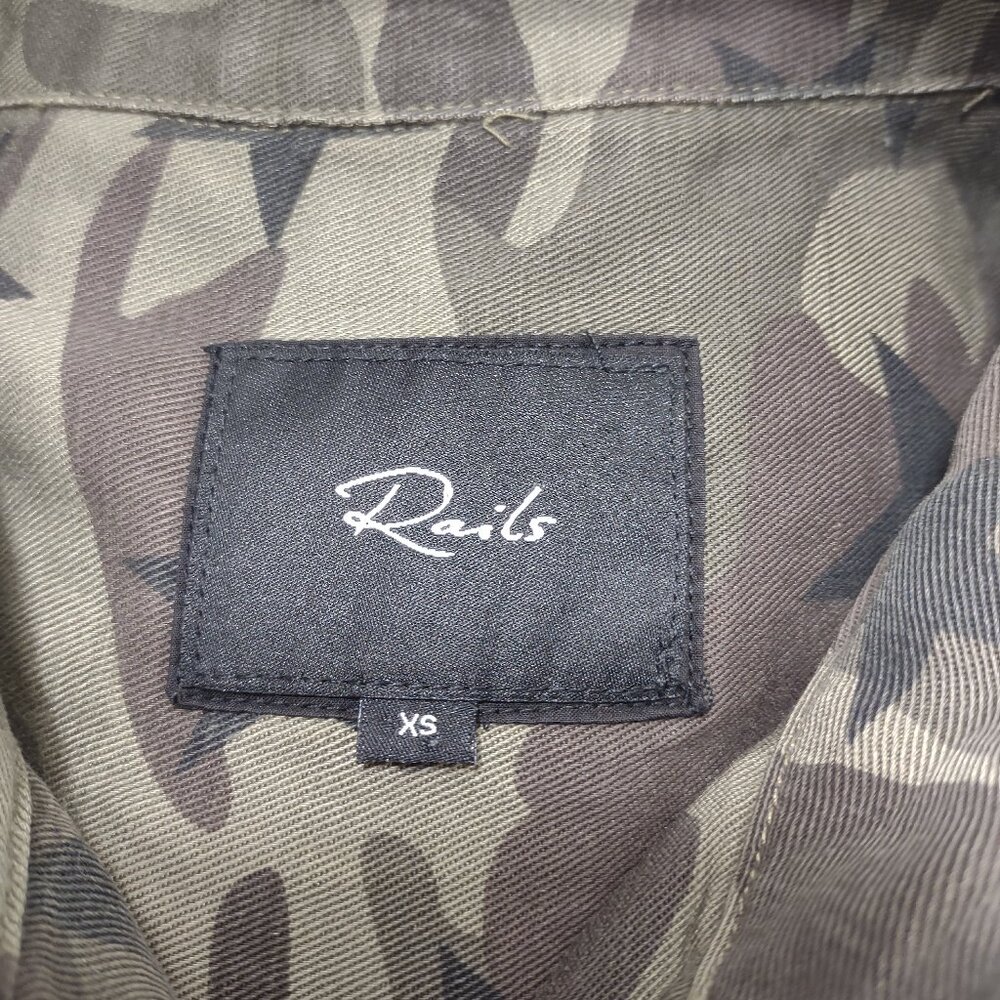 Rails Green Hendrick Star Camo Button Front Shirt… - image 8